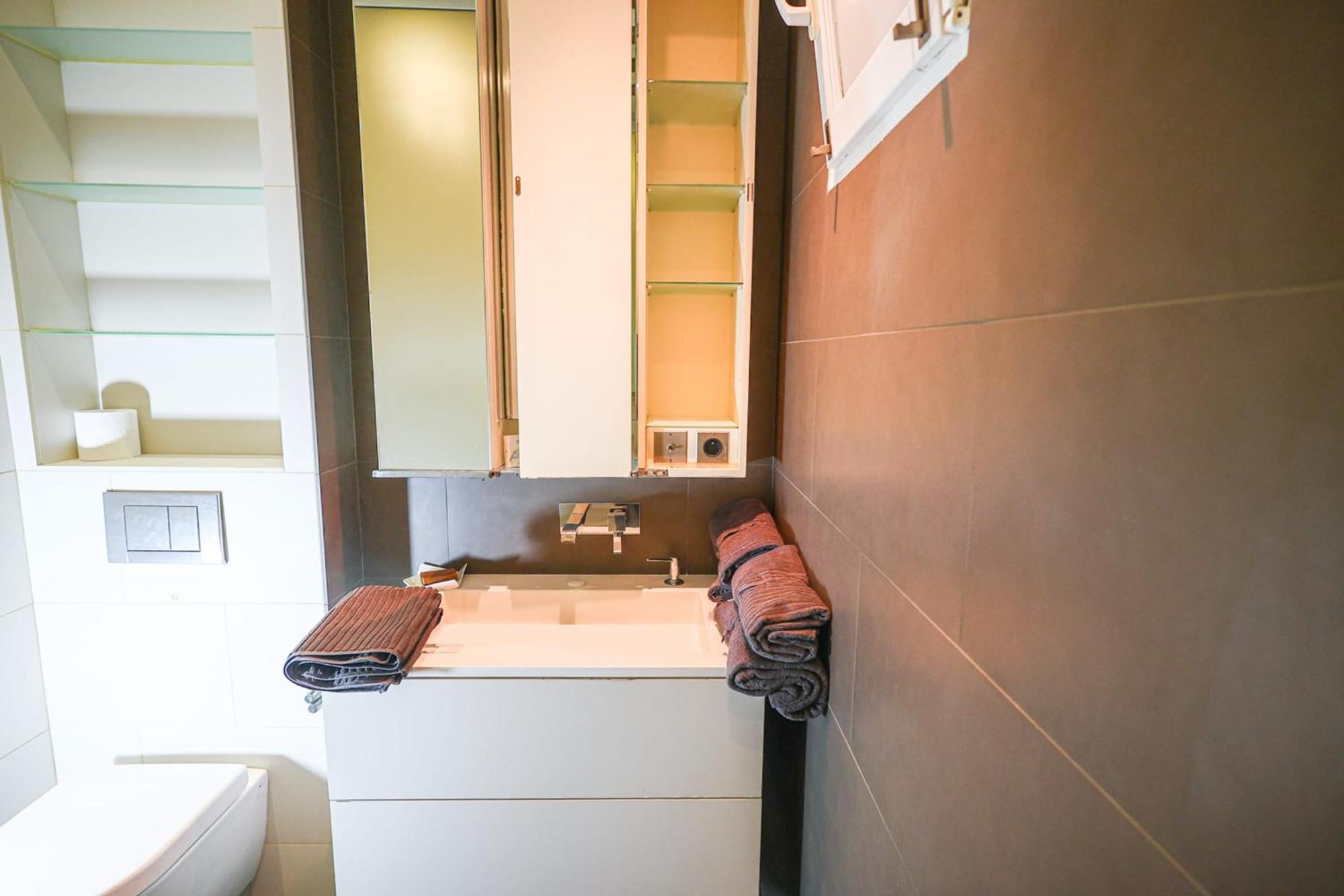 Elegant Appartement Climatise De 65 M2 Avec 2 Ch Paris Exterior photo